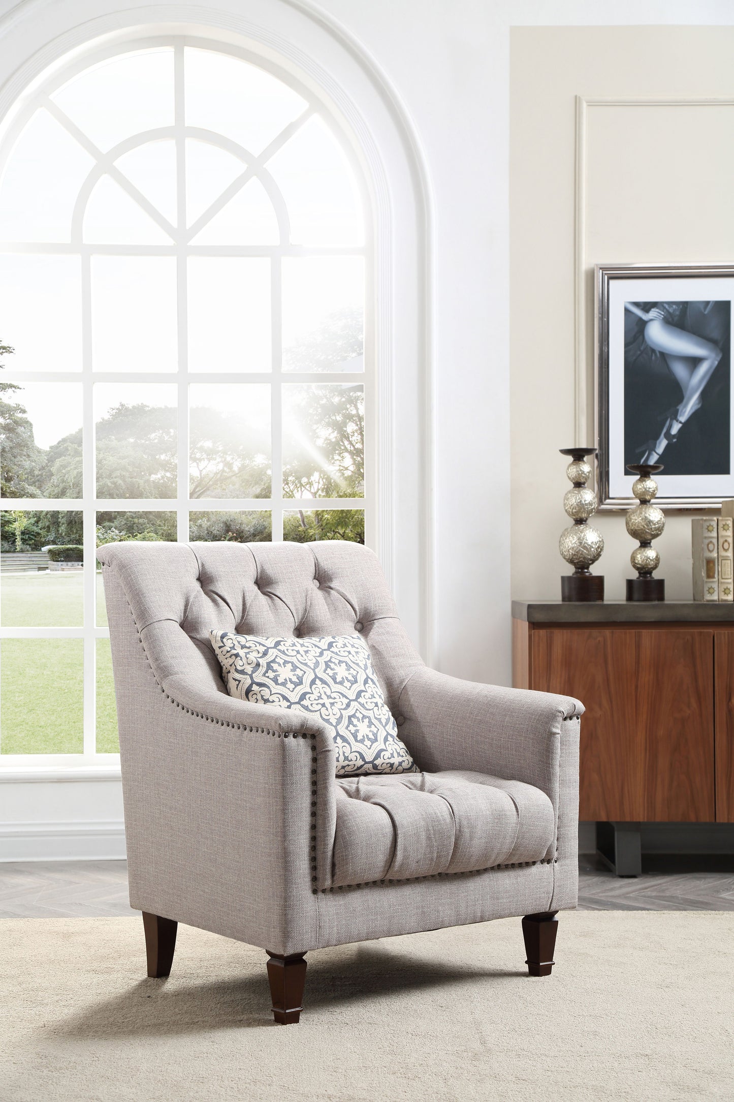Traditional Armchair Elegant